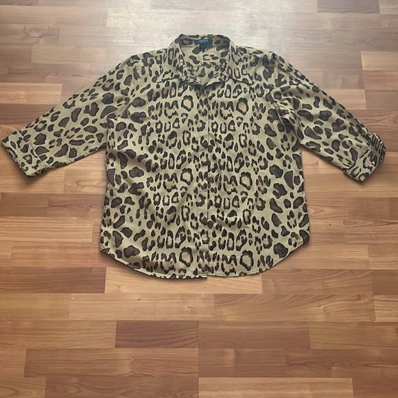 Chaps women’s button down leopard print shirt with 3/4 sleeves Size Large - Picture 2 of 8